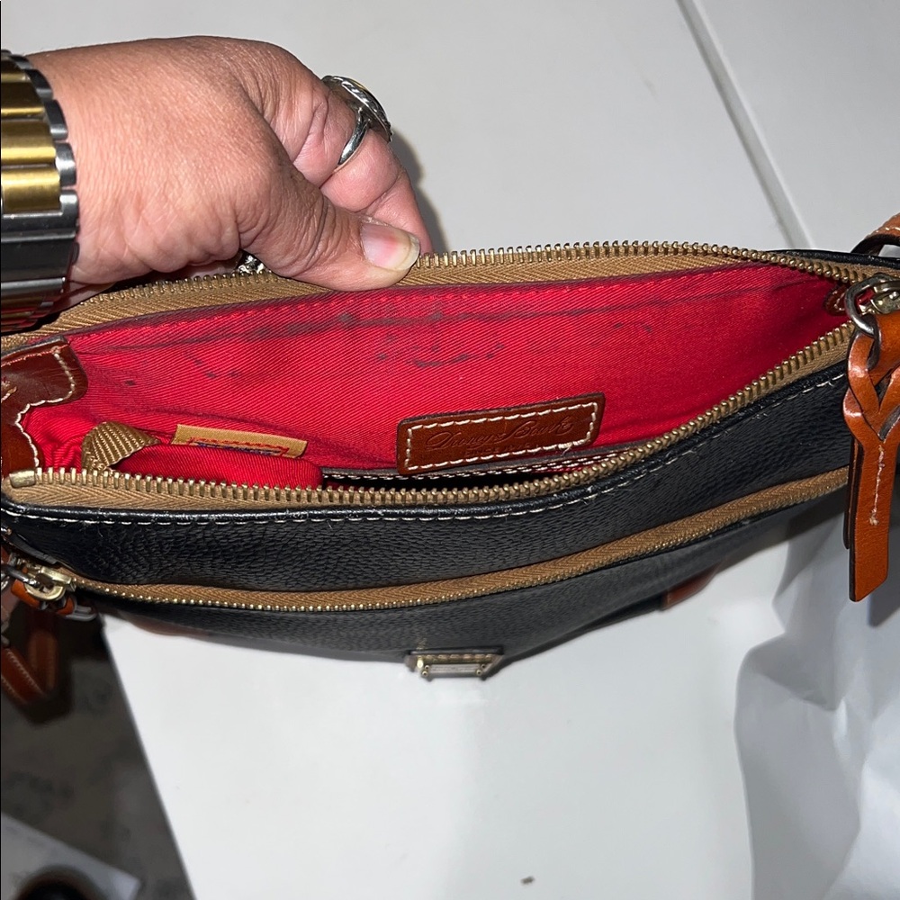 Dooney and Bourke pebbled grain Crossbody black purse - Picture 11 of 17